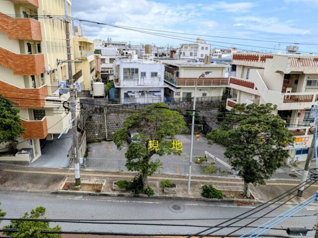 浦添市安波茶　道路拡張予定地